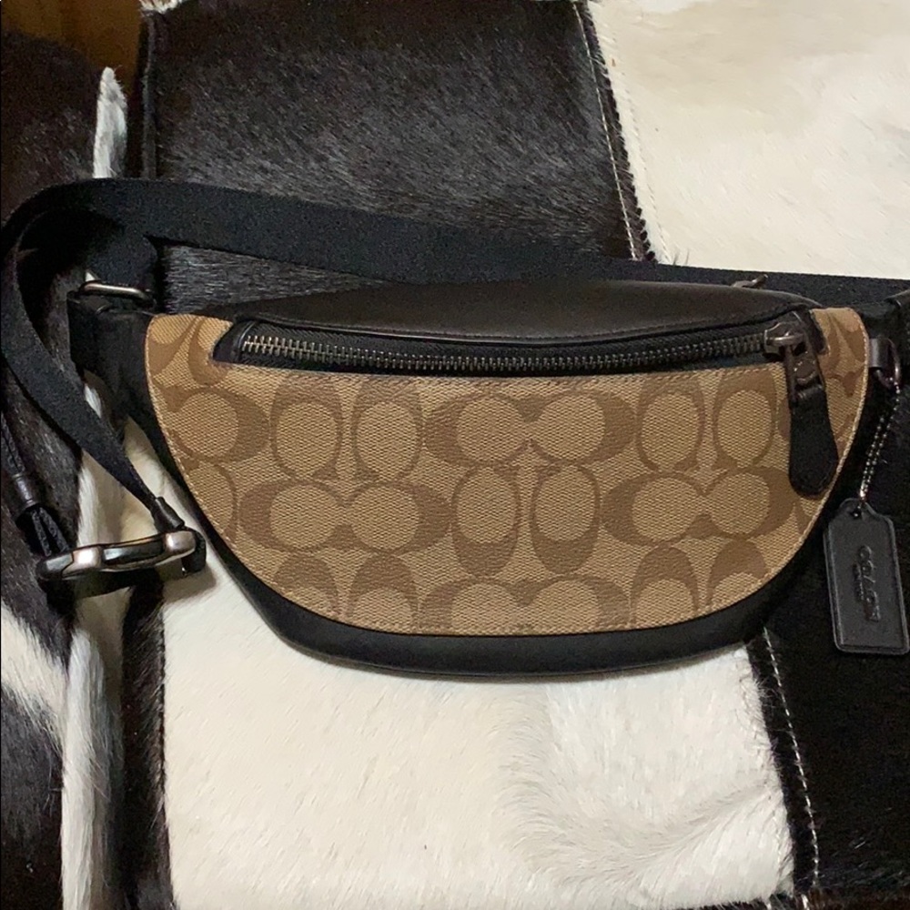Authentic Coach belt bag